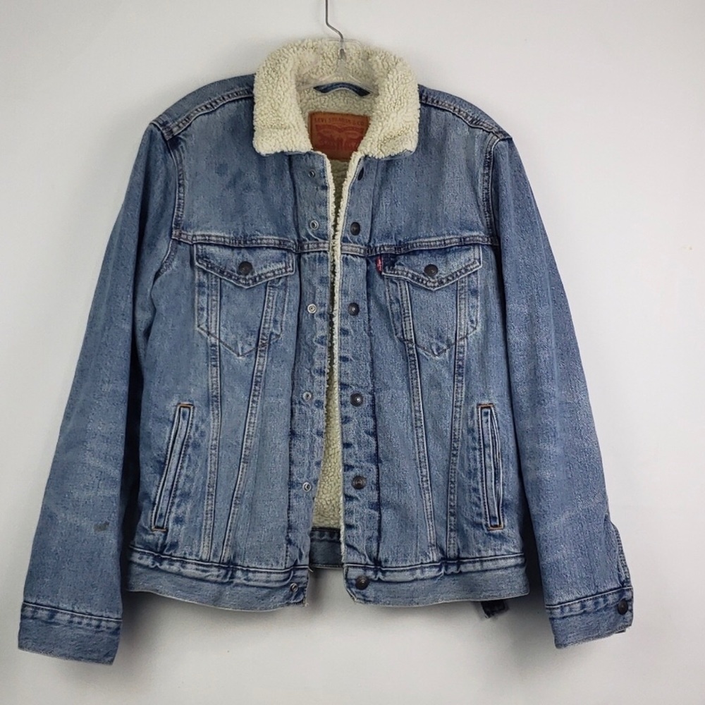 Levi’s Men’s Sherpa Trucker Jacket, Medium 🐑
